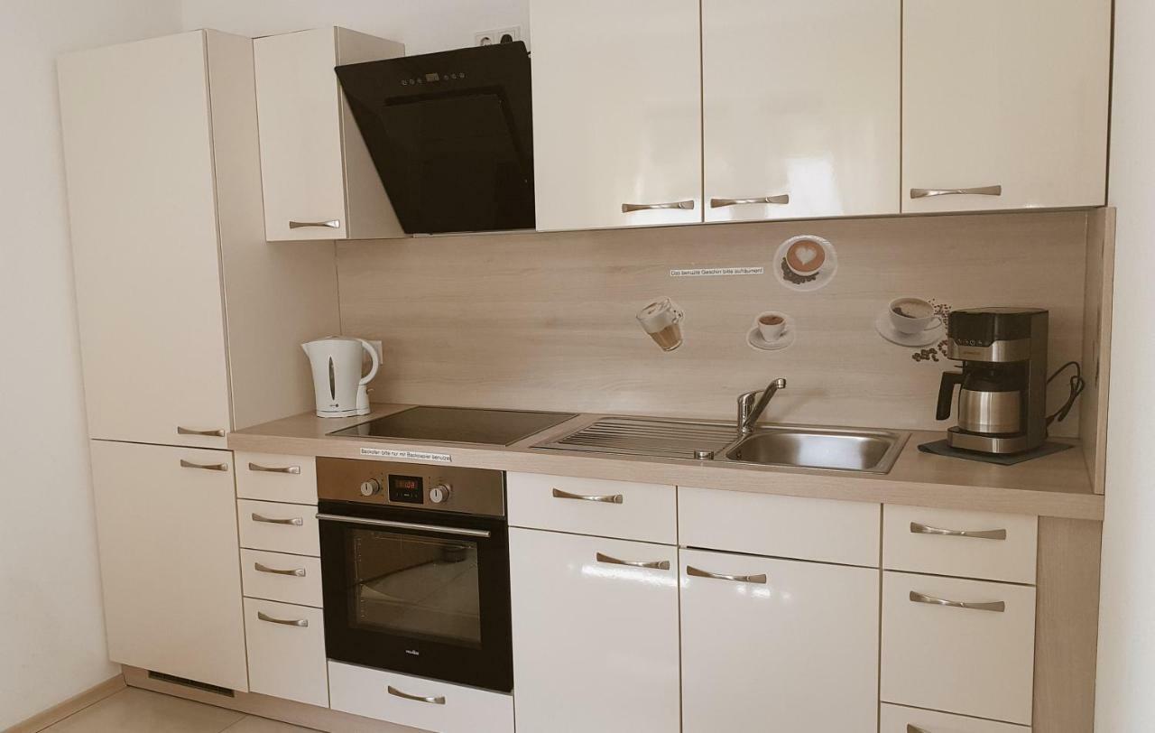 Ferienwohnung Angelina マルクドルフ エクステリア 写真